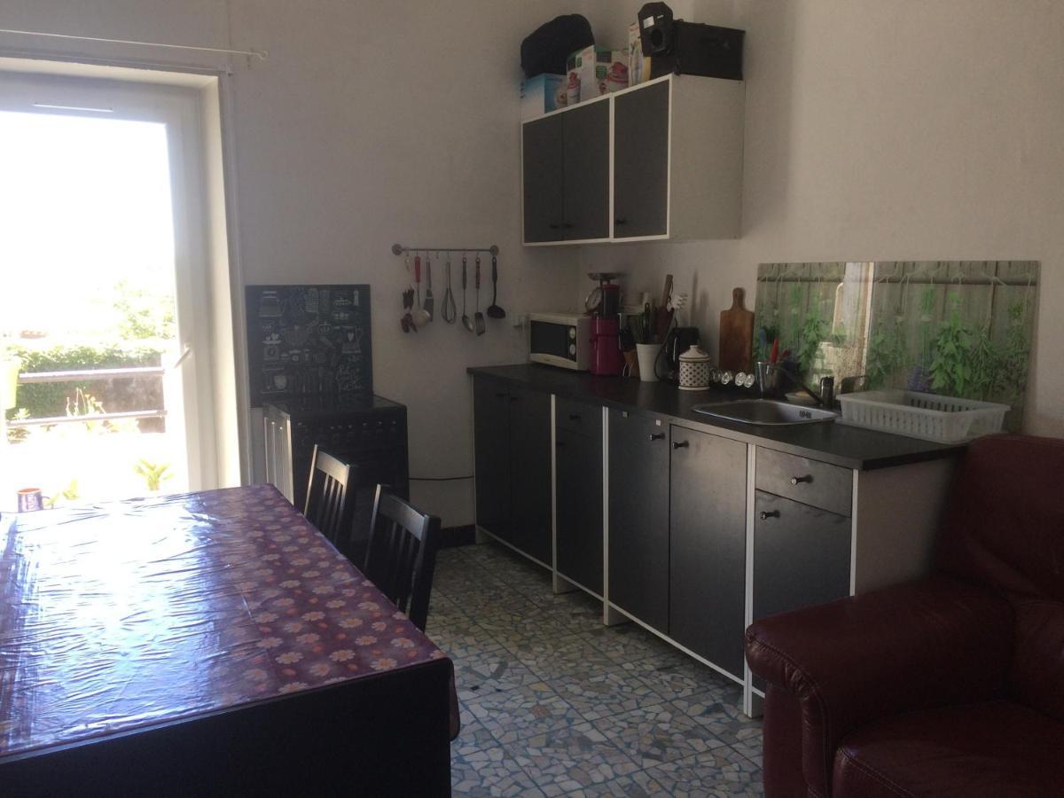 Appartement Sur Sommieres Jusqu'A 6 Personnes ภายนอก รูปภาพ